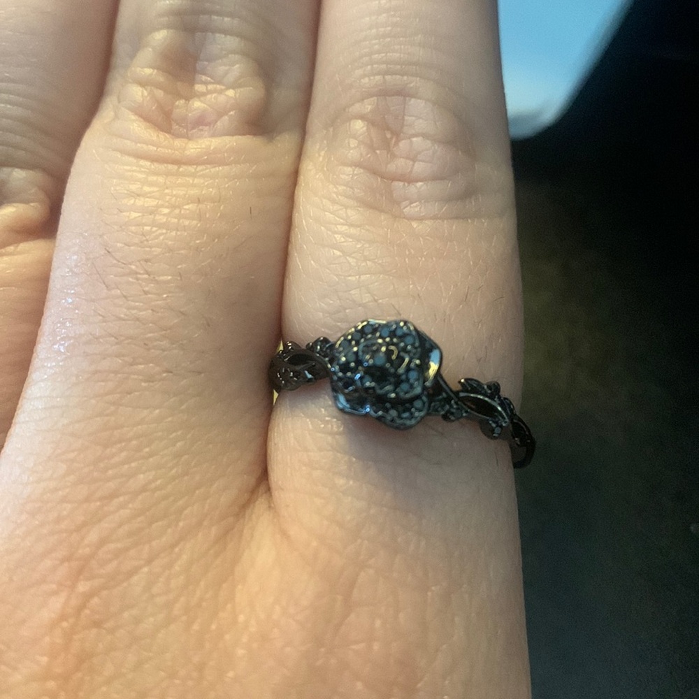 Black Rose Ring